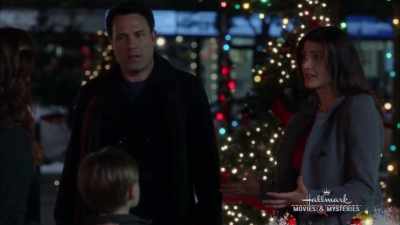 Look, Willa, I made
a terrible mistake, - A Bramble House Christmas