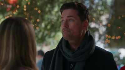 Look, if you don't make it
to Denver for Christmas, - Holiday Road