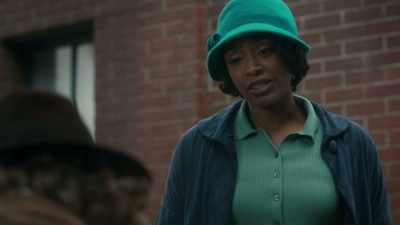 - Look, you're the only guest - Frankie Drake Mysteries