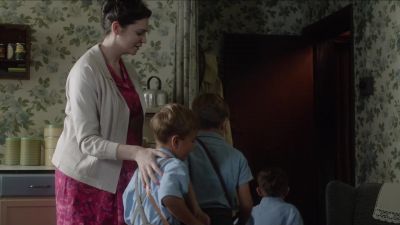 Look after yourselves. - Call the Midwife