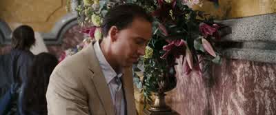 Looking for the curator's office. - National Treasure: Book of Secrets