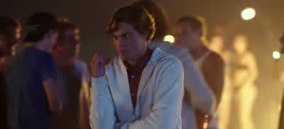 Looking good, Evans. - The Kissing Booth