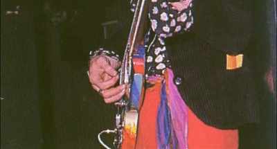 Looking like a freak
from Mars - Eric Clapton: Life in 12 Bars