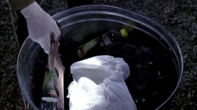 Looks clean. - CSI: Crime Scene Investigation