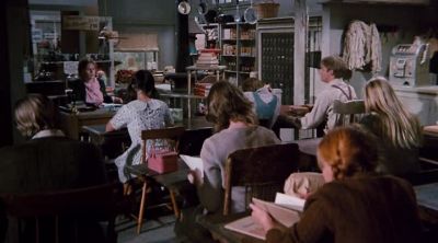 Looks like almost everybody's
here this morning... - The Waltons