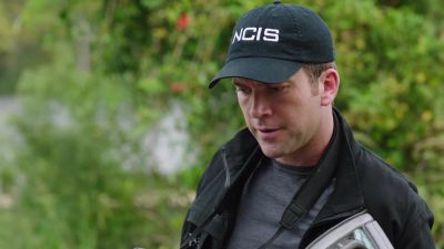 Looks like blood here. - NCIS: New Orleans