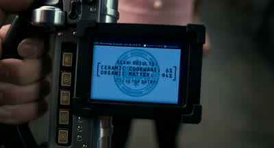 Looks like some kind of cake. - Men in Black 3