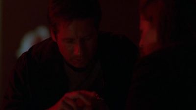 - Looks organic.
- Maybe somebody's got the flu. - The X-Files