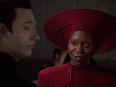Looks as though someone's
lost their way. - Star Trek: The Next Generation