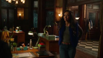 - Loom or no Loom, at least
some things are changing. - DC's Legends of Tomorrow