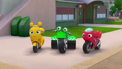 - Loop's first day on the job
might be his last! - Ricky Zoom