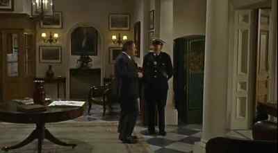 Lord Chivas Austin.
- Oh, yeah? - Yes, indeed, yes. - Hot Millions