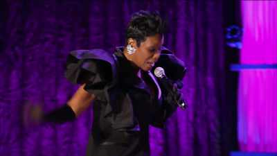 "Lord, help her with the itch, Jesus.
Just help her, Jesus." - Sommore: Queen Chandelier