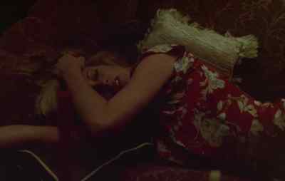 Loretta, wake up! - Fear City
