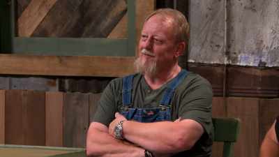 Lorna, your smoky peat is
coming through tremendously. - Moonshiners: Master Distiller
