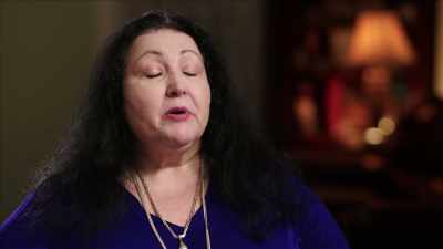 - Lorraine said, "Before we go into the house, - Famously Haunted: Amityville