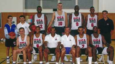 Los chicos
del equipo de selección - We Beat the Dream Team