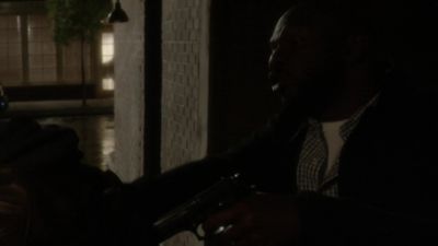 Lose the gun. - NCIS