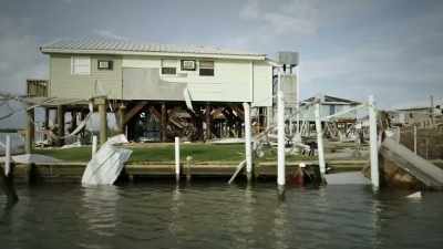  Lost a lot of siding. - Deadliest Catch: Bloodline
