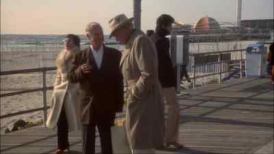 Lou? I'm getting compliments
on the suit, Lou. - Atlantic City
