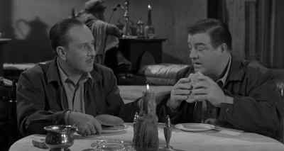 Lou, isn't that a beautiful
girl over there ? - Abbott and Costello Meet the Mummy