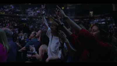 (loud cheering) - Billy Joel: The 100th - Live at Madison Square Garden