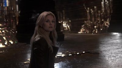 (Loud clanking)
Aah! - Once Upon a Time