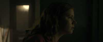 [loud creaking] - The Woman in the Window