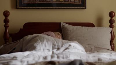 [loud knock on patio door] - Homeland