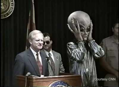 (loud laughter) - Phoenix Forgotten