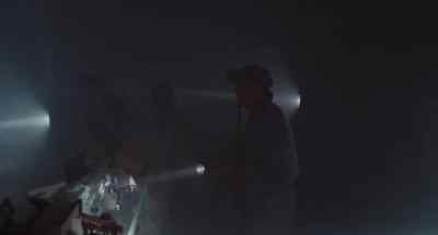 (loud, sharp crash) - The Mist