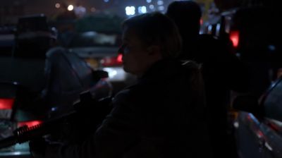 (Loud squeaking) - The Strain