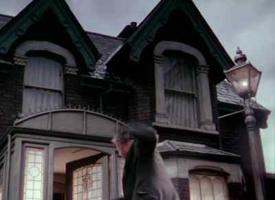 Louis! On the roof! - The Ladykillers