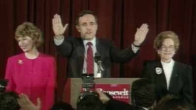 [Louis]
The boisterious crowd
that he had whipped up, - Giuliani: What Happened to America's Mayor?