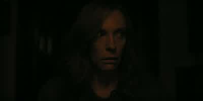 Louis, if you are here with us, please just try and slide the glass. - Hereditary
