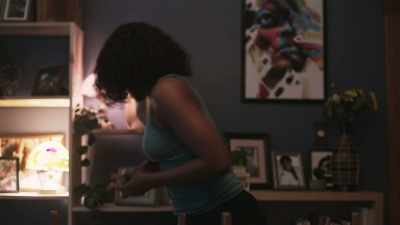Louisa: Oh, yeah? - Swindler Seduction