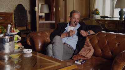 Love for excess,
whether it's money, women... - Generation Wealth