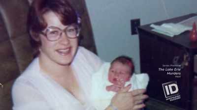 LOVE YOUR MOM BECAUSE
SHE COULDN'T LIVE WITHOUT YOU." - The Lake Erie Murders