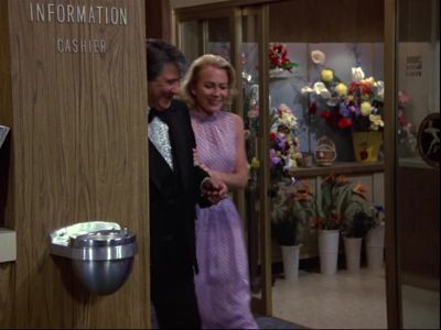 Lovely dinner. - The Love Boat