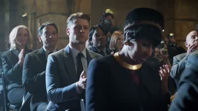 Lovely, lovely, bravo. - Gotham