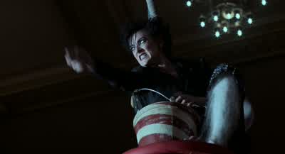Low, get down! - Miss Peregrine's Home for Peculiar Children