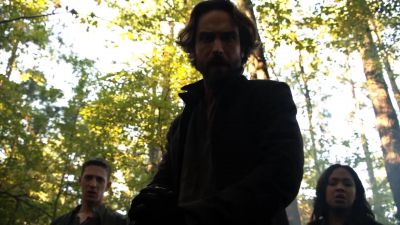          (low growling) - Sleepy Hollow