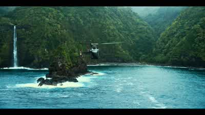 Lowery, I'm on my way back to you. - Jurassic World