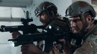 LT, we found something. - Alien Warfare