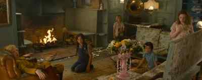 Lt is rude to stare. - Nanny McPhee Returns