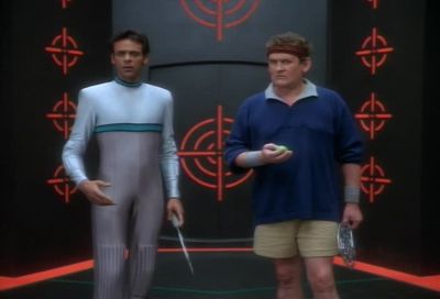 Lt should have come back to me. - Star Trek: Deep Space Nine