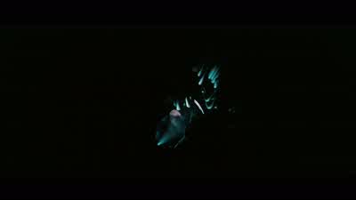 Lt's fucking dark in here. - Pandorum