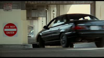 Turn right! - The Naked Gun: From the Files of Police Squad!