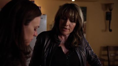 Lt's okay.
It's not too heavy. - Sons of Anarchy
