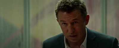Lucas, look at me.
Huh? - Siberia